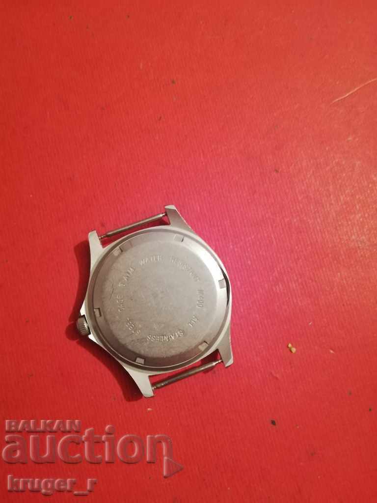 Auction  Quartz watch