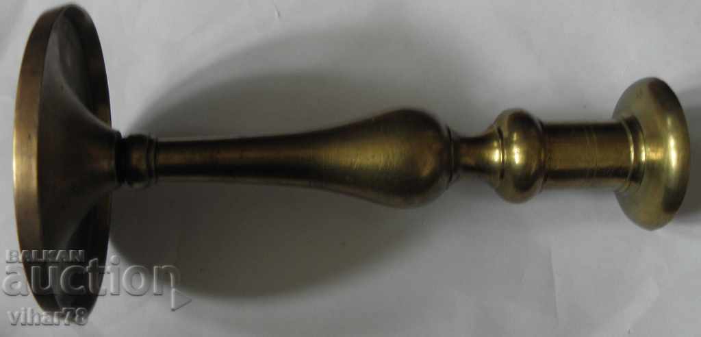 Delivery of Old bronze candlestick Delivery of Old bronze candlestick