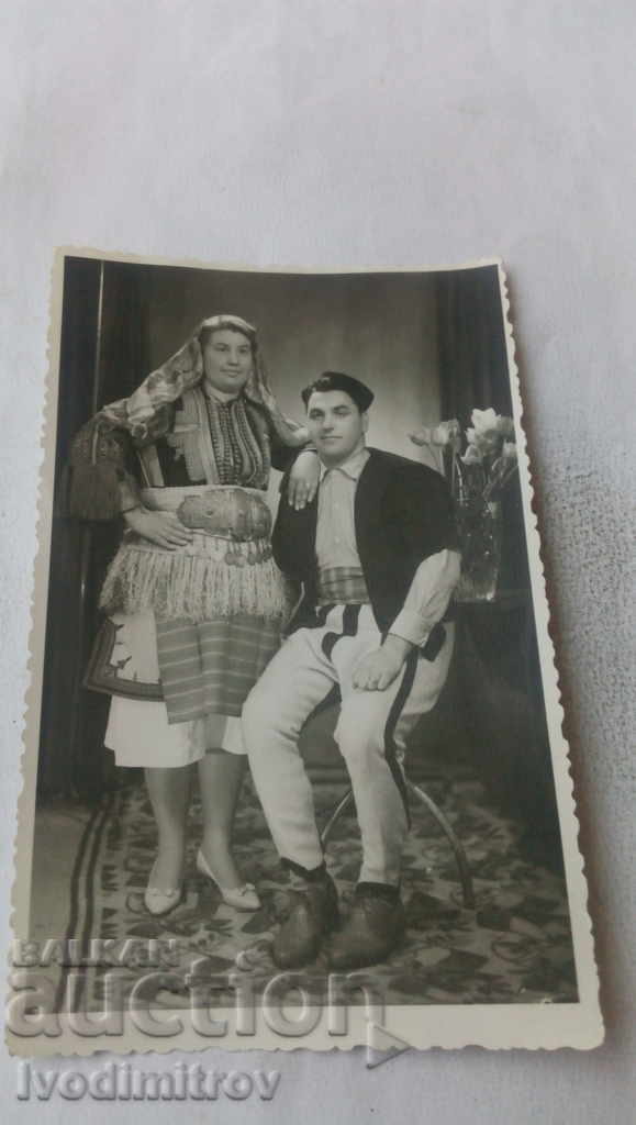 Φωτογραφία Σύζυγοι με κοστούμια ναρονίου