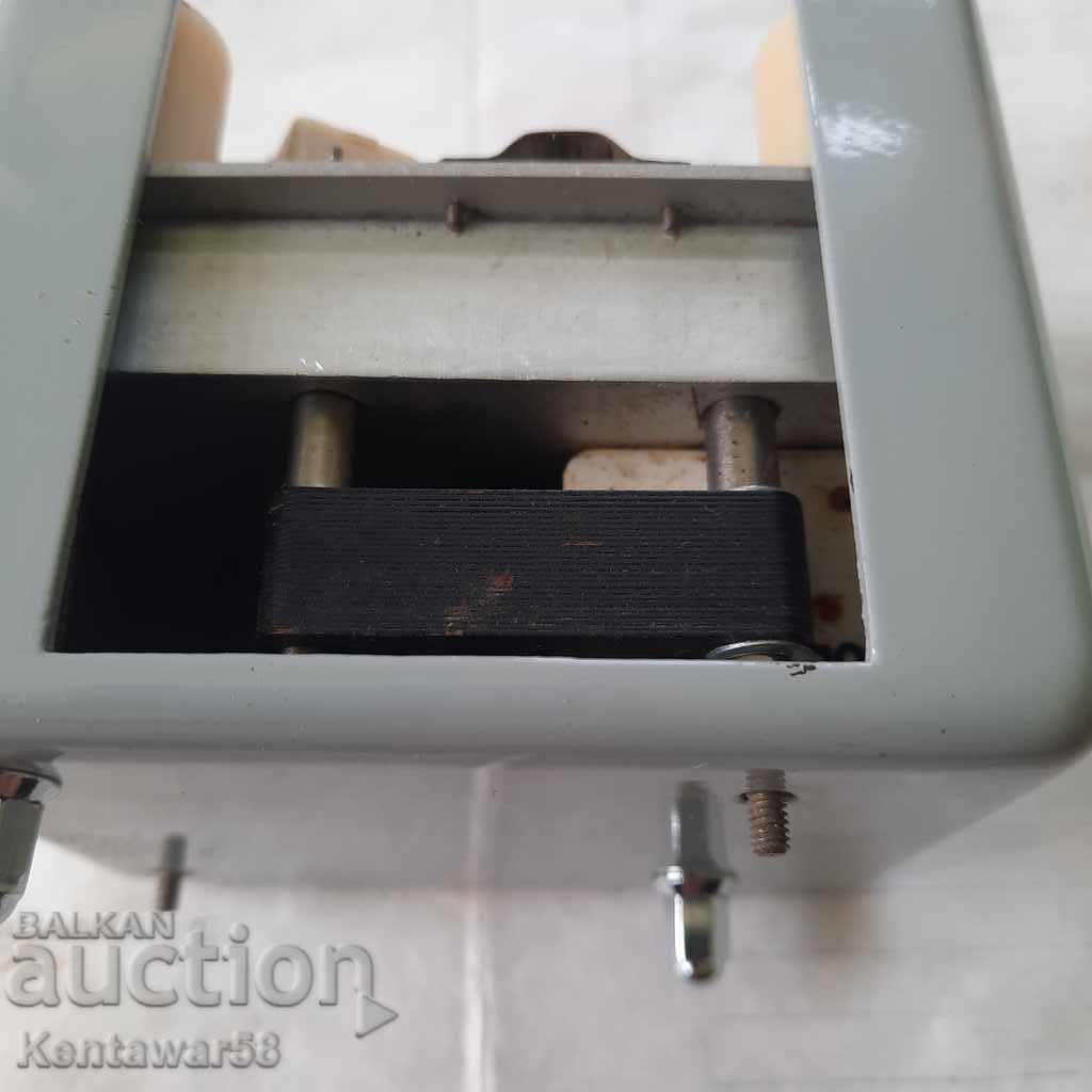 Livrarea Comutator pornit/oprit automat Livrarea Comutator pornit/oprit automat