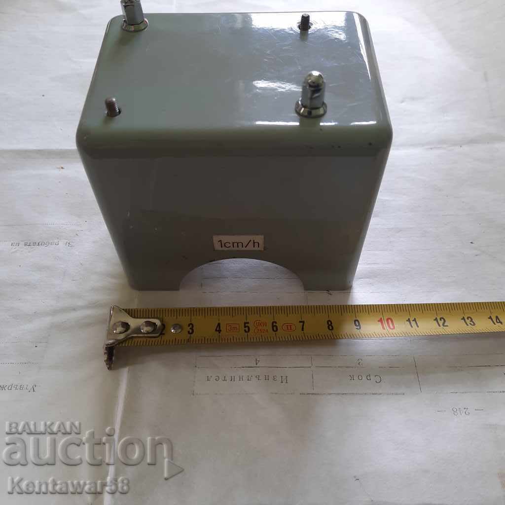 Comutator pornit/oprit automat Comutator pornit/oprit automat