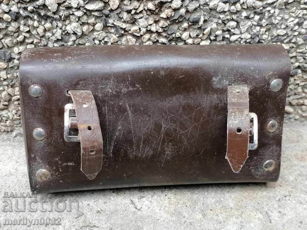 Παλιά τσάντα τροχού ποδηλάτου με τιμή 39.00 BGN | € 19.94 Παλιά τσάντα τροχού ποδηλάτου με τιμή 39.00 BGN | € 19.94