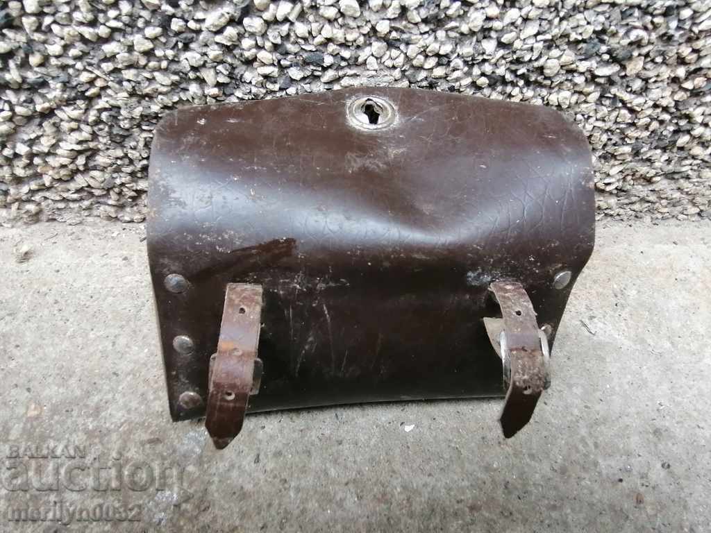 Δημοπρασία Παλιά τσάντα τροχού ποδηλάτου Δημοπρασία Παλιά τσάντα τροχού ποδηλάτου