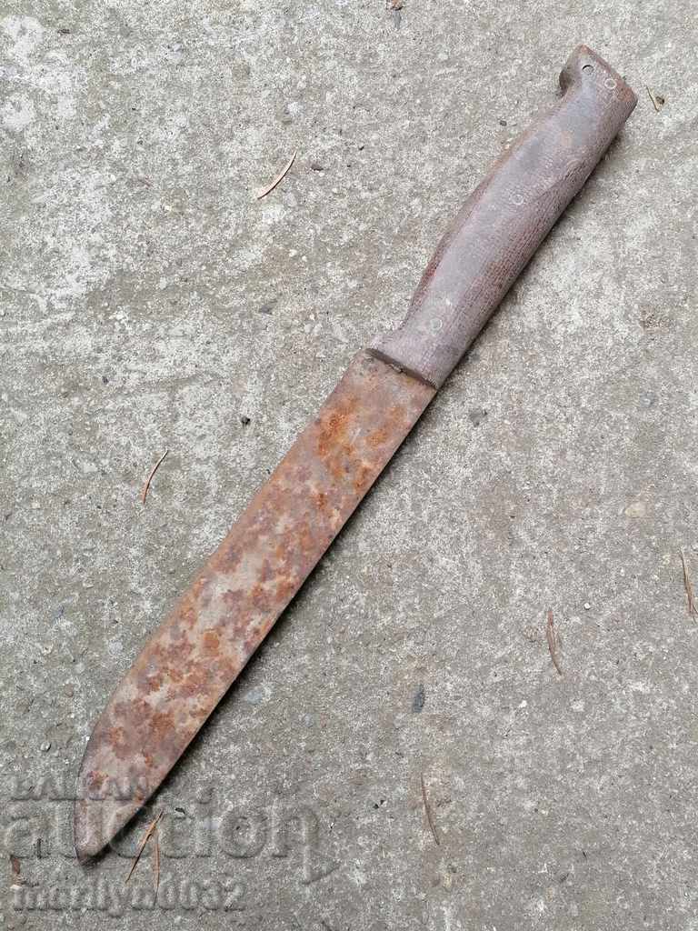 Delivery of Old butcher knife blade dagger Delivery of Old butcher knife blade dagger