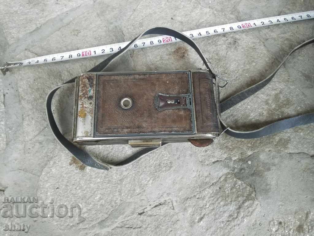 Auction  Old fur camera