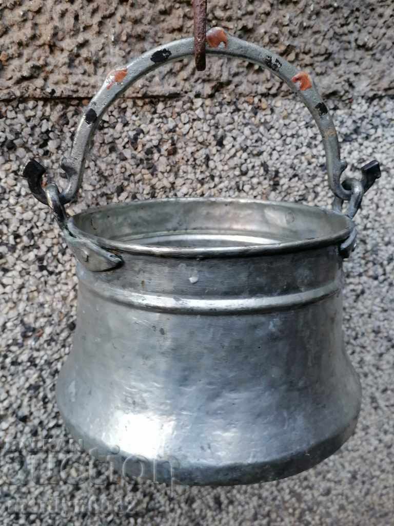 Old copper cauldron, copper, cauldron copper vessel menche