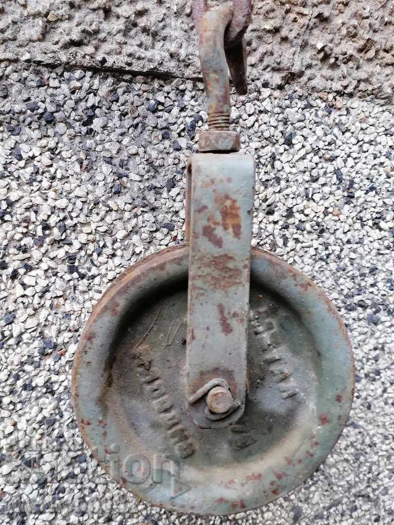 Auction Weight lifting reel pulley Auction Weight lifting reel pulley