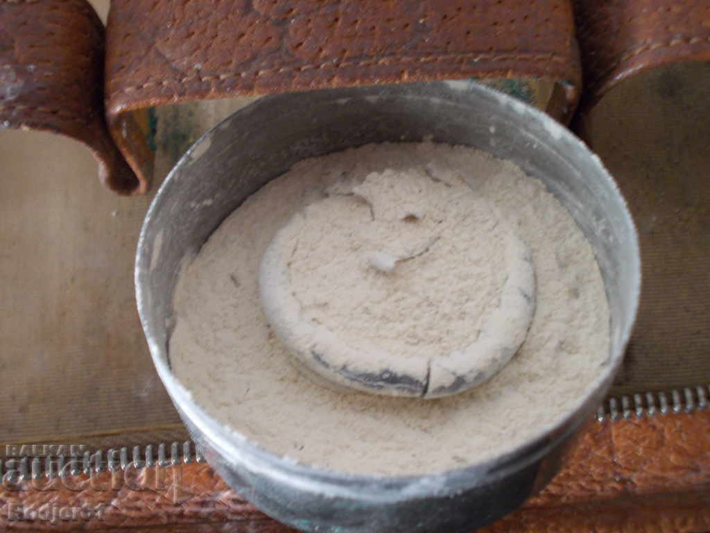 PENTRU COLECTORII - husa veche din piele - 6 PENTRU COLECTORII - husa veche din piele - 6