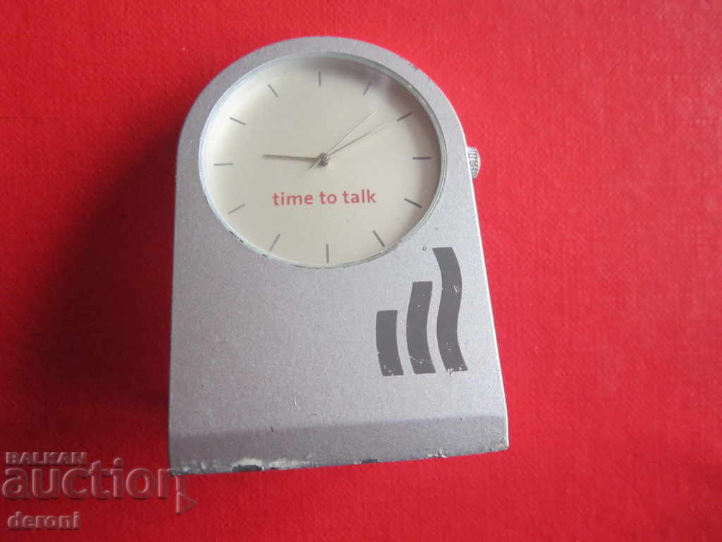 Auction  Great quartz modern watch Time to Talk