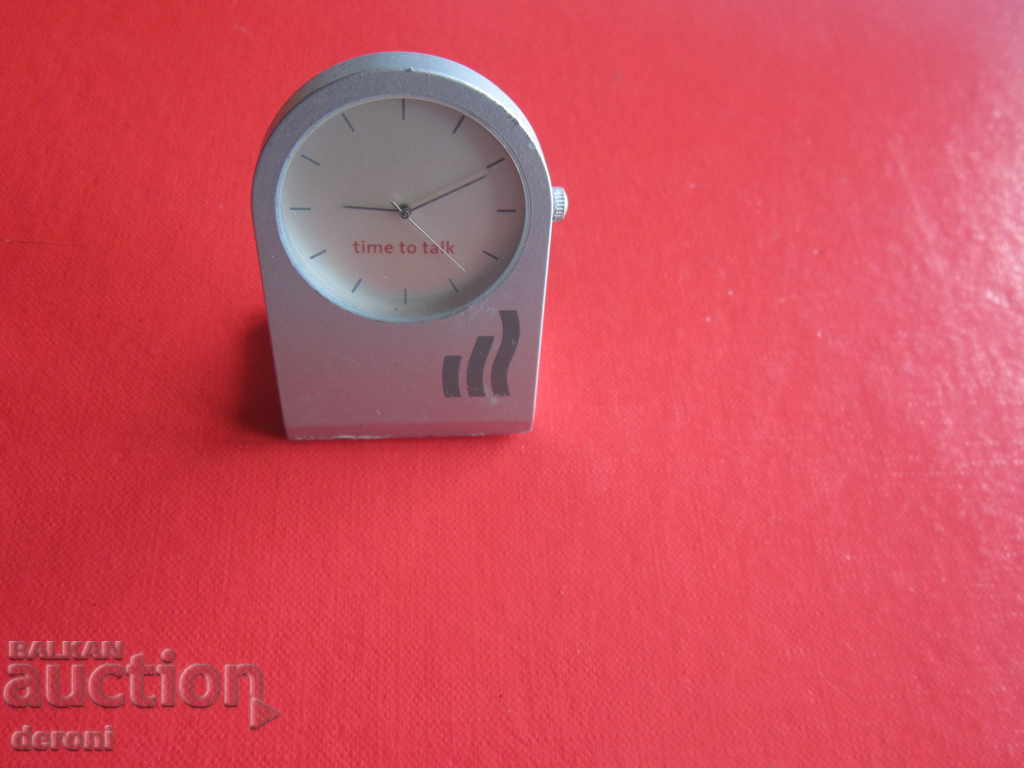 Delivery of Great quartz modern watch Time to Talk