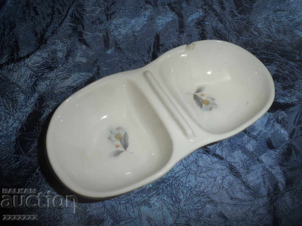 porcelain salt shaker - 6 porcelain salt shaker - 6