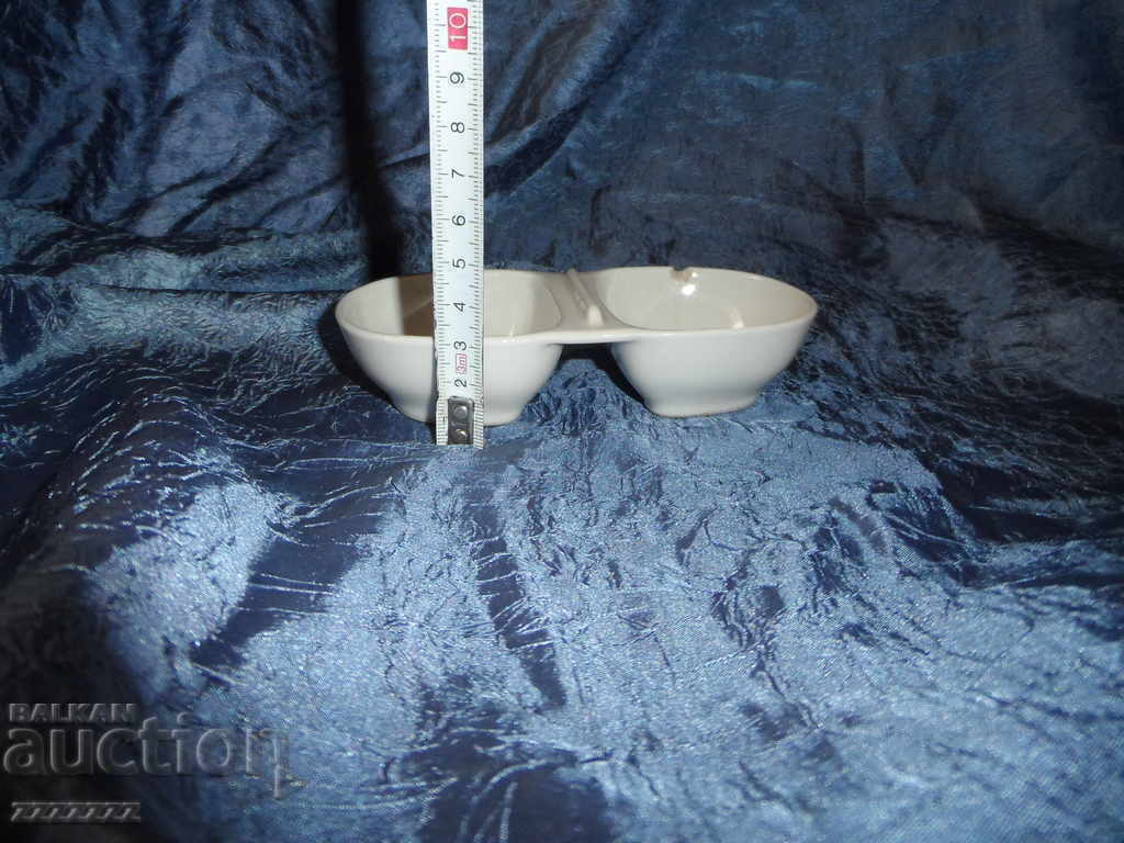 porcelain salt shaker - 7 porcelain salt shaker - 7