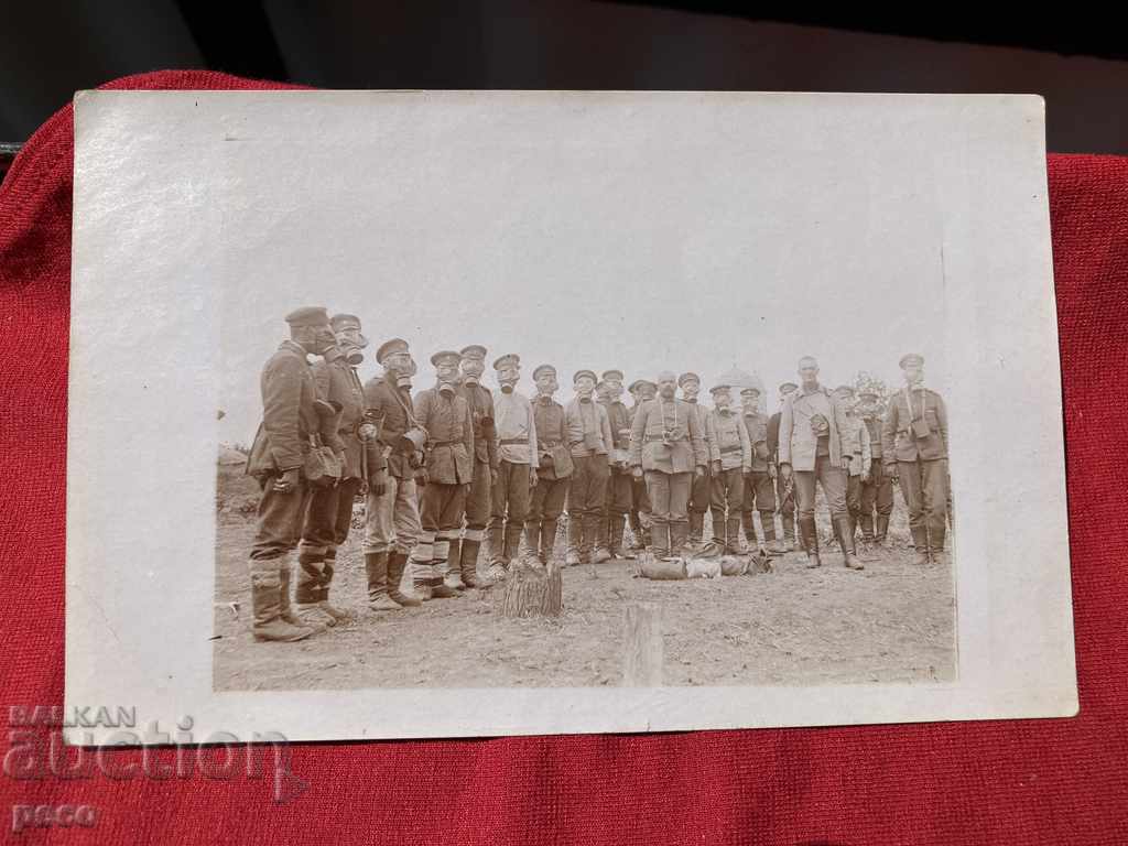 Testing of gas masks Signal pistol First World1917 - 6 Testing of gas masks Signal pistol First World1917 - 6