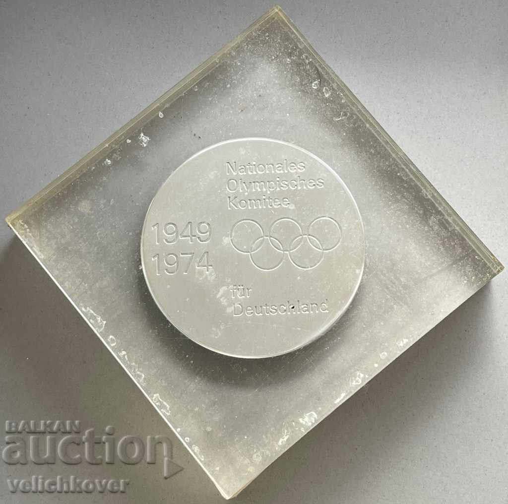 Delivery of 30026 West Germany 25y. Olympic Committee 1949-1974