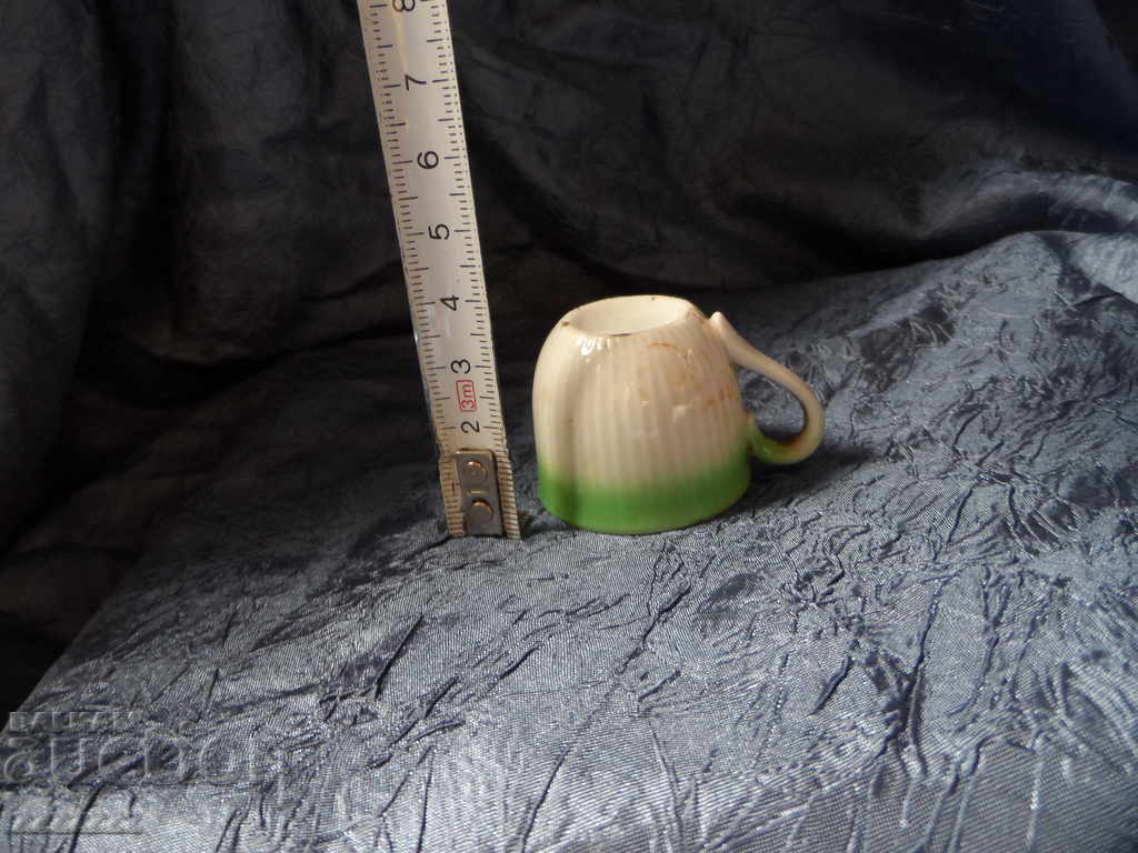 porcelain cup 4 - 5 porcelain cup 4 - 5