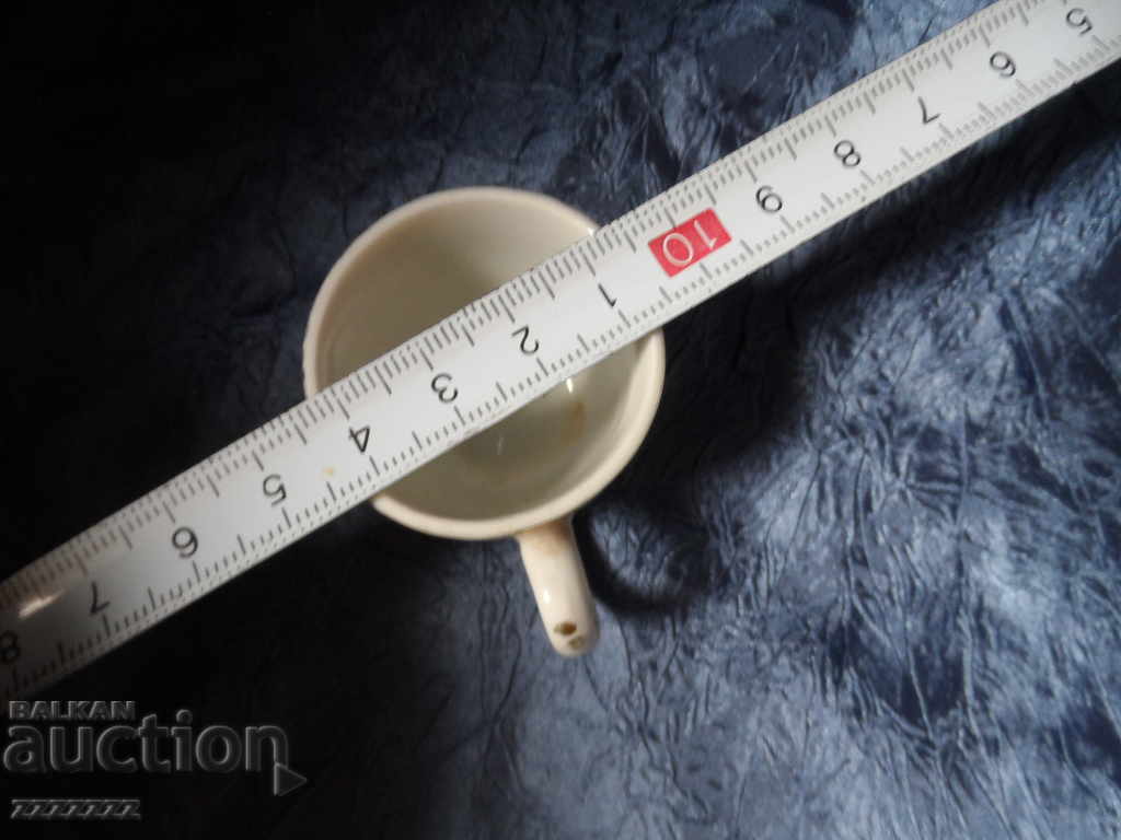 Auction porcelain cup 5 Auction porcelain cup 5