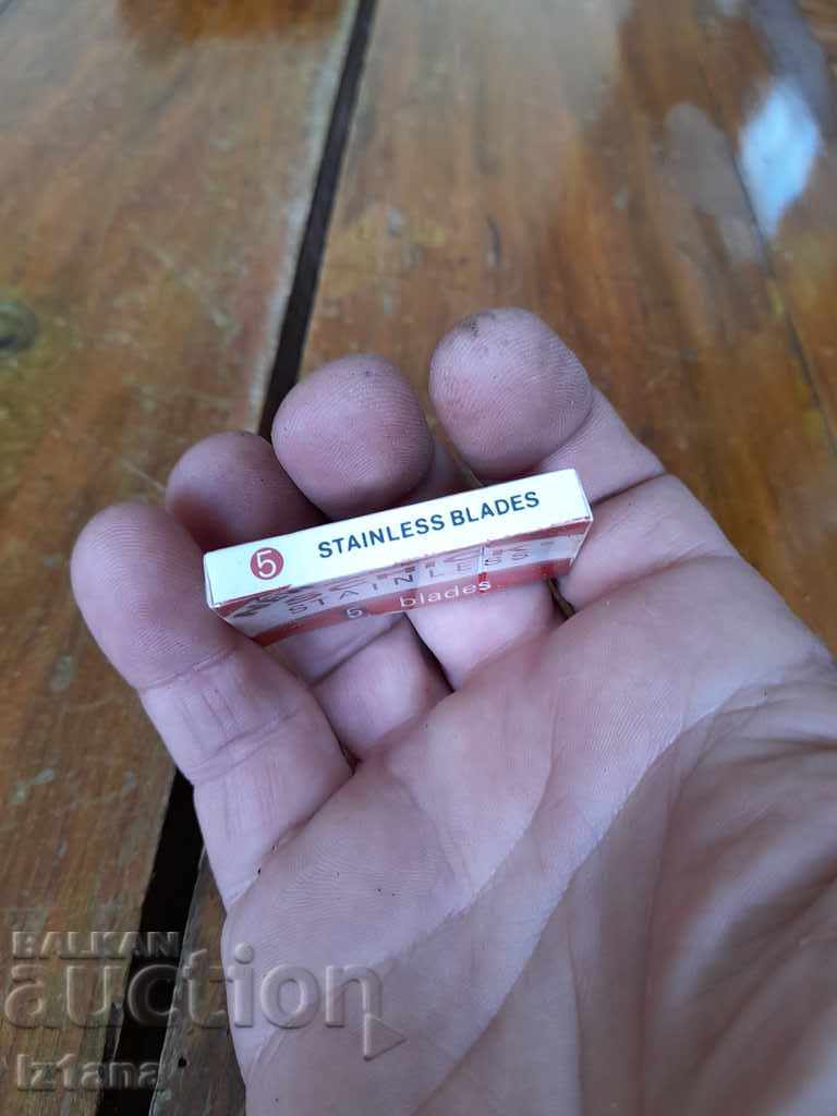 Παλιά ξυριστικά ξυρίσματος SCHICK με τιμή 20.00 BGN | € 10.23