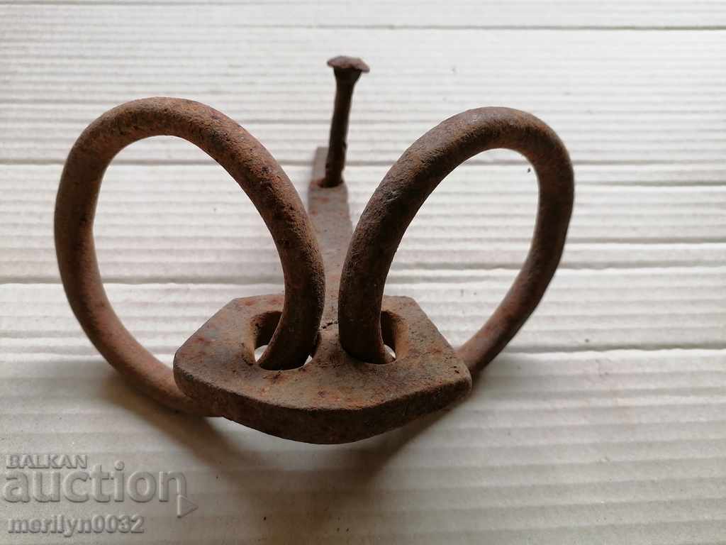 Auction Metal rings, wrought iron for a wagon Auction Metal rings, wrought iron for a wagon