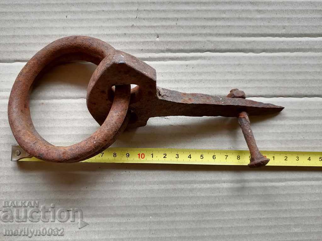 Delivery of Metal rings, wrought iron for a wagon Delivery of Metal rings, wrought iron for a wagon