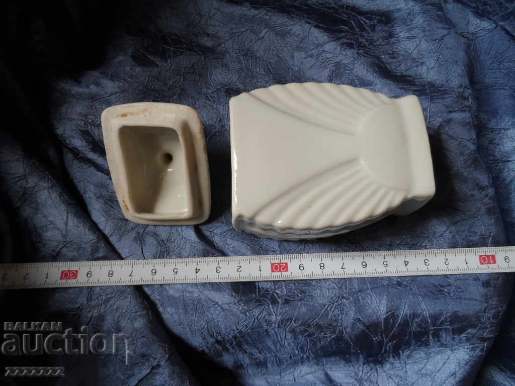 πορσελάνινο βάζο πιπεριάς με τιμή 6.00 BGN | € 3.07 πορσελάνινο βάζο πιπεριάς με τιμή 6.00 BGN | € 3.07