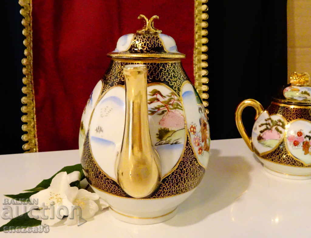 Jug Japanese porcelain Kutani, Meiji. with price 75.00 BGN | € 38.35 Jug Japanese porcelain Kutani, Meiji. with price 75.00 BGN | € 38.35