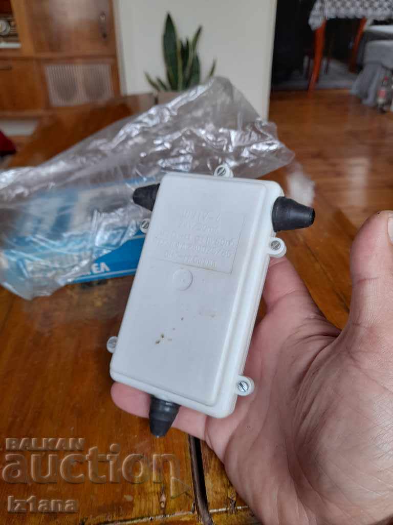 Old antenna amplifier Resprom - 5 Old antenna amplifier Resprom - 5