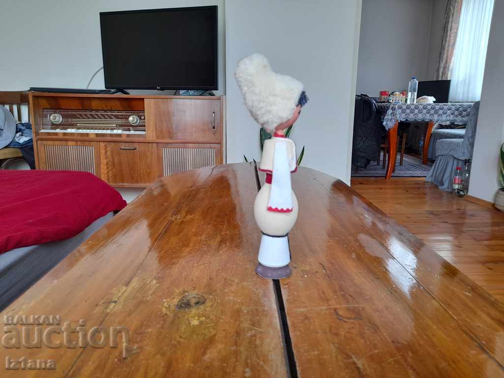 Delivery of Folk figurine, doll Delivery of Folk figurine, doll