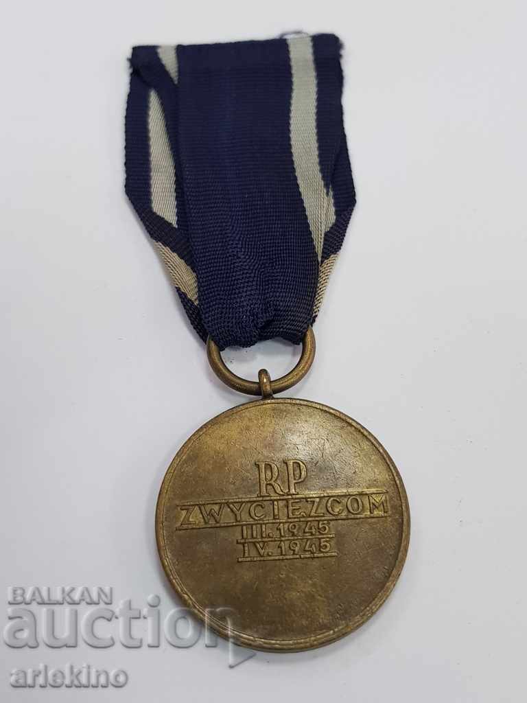 Polish military medal World War II 1945 - 5 Polish military medal World War II 1945 - 5