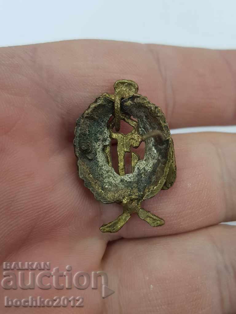 Бронзов руски царски Фрачний знак СДС с цена 35.00 лв. | € 17.90 Бронзов руски царски Фрачний знак СДС с цена 35.00 лв. | € 17.90