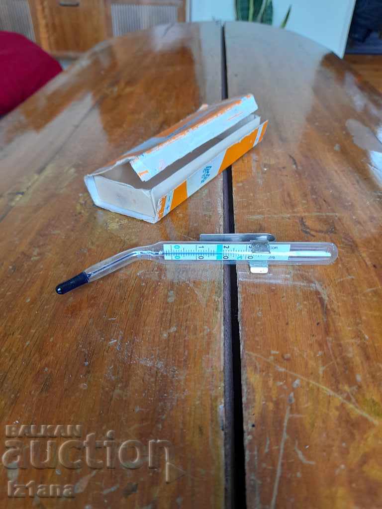 Auction Old thermometer Auction Old thermometer