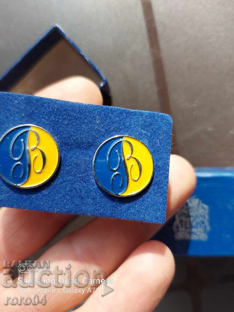 HANDS with price 17.99 BGN | € 9.20 HANDS with price 17.99 BGN | € 9.20