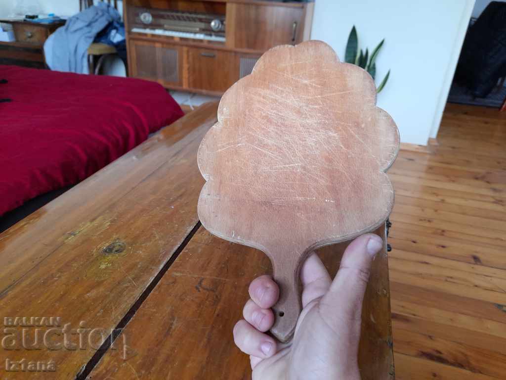 Old Cutting Board with price 10.00 BGN | € 5.11 Old Cutting Board with price 10.00 BGN | € 5.11