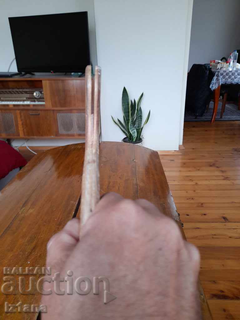 Delivery of Old Cutting Board Delivery of Old Cutting Board