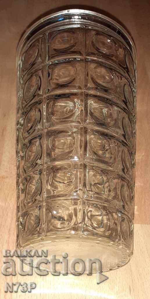 ELEGANT VASE. RELIEF STYLE - 5