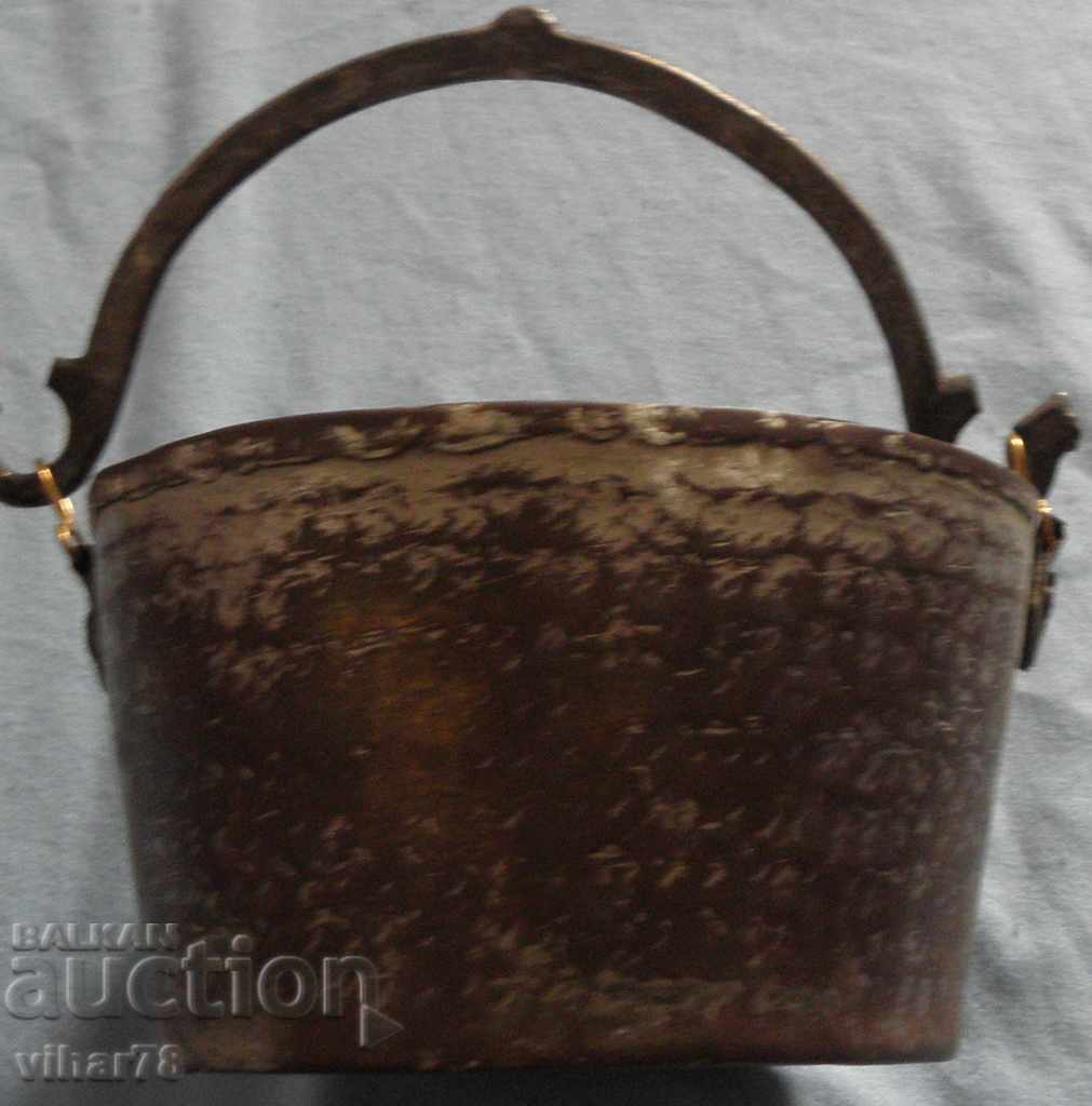 OLD BOILER - COPPER COURT, MENCHE-HARANIA-COPPER with price 59.99 BGN | € 30.67 OLD BOILER - COPPER COURT, MENCHE-HARANIA-COPPER with price 59.99 BGN | € 30.67