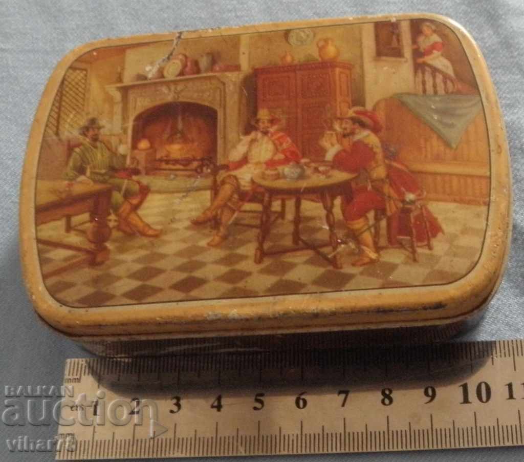 An old metal can - 5 An old metal can - 5