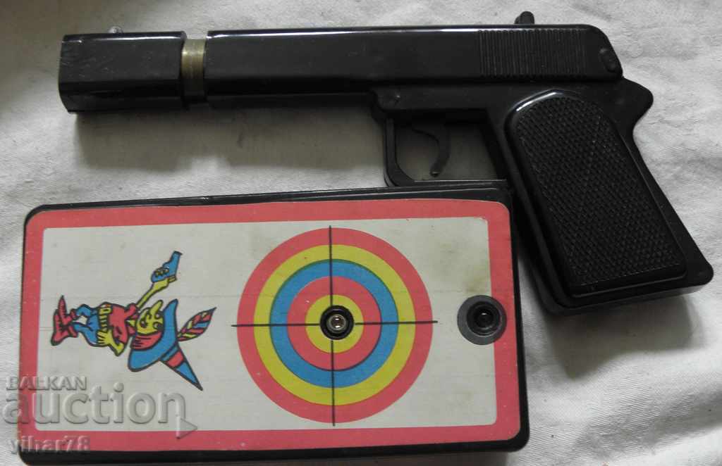 CHILDREN'S PISTOL WITH TARGET with price 59.99 BGN | € 30.67 CHILDREN'S PISTOL WITH TARGET with price 59.99 BGN | € 30.67