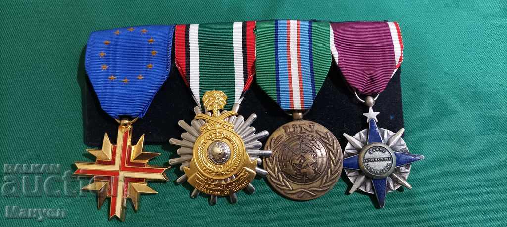 I am selling a block of orders and medals.