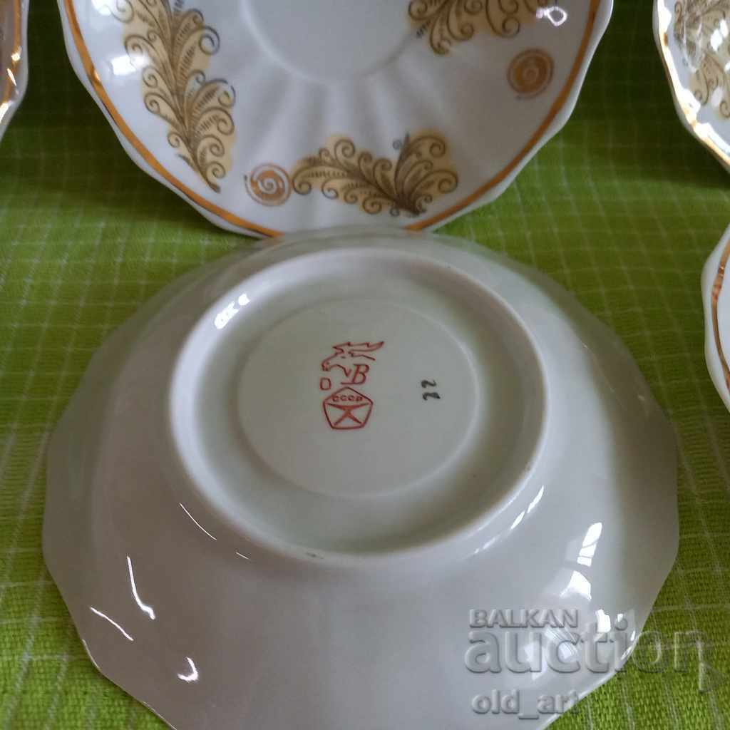 Russian bone china from the 70s - Plates with gilding, 6 pcs. - 5 Russian bone china from the 70s - Plates with gilding, 6 pcs. - 5