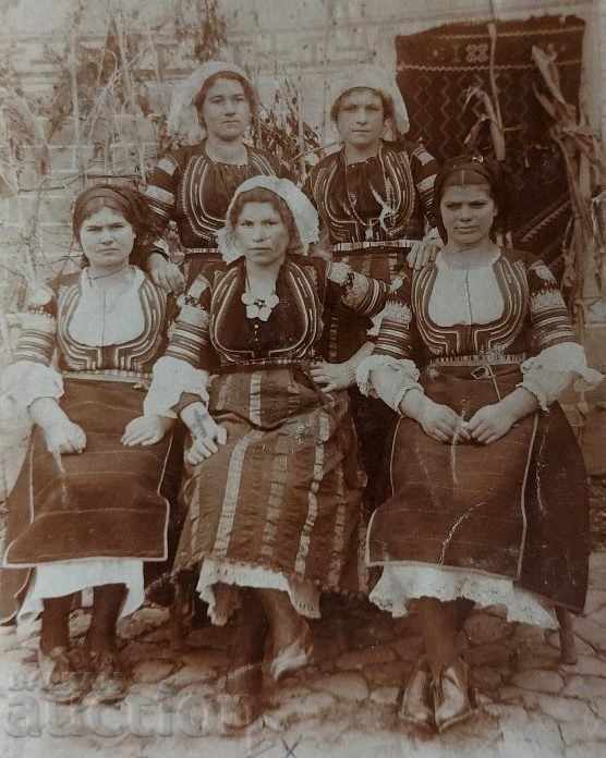 SUKMAN WEAR APRON PHOTO PHOTO BULGARIA with price 9.00 BGN | € 4.60 SUKMAN WEAR APRON PHOTO PHOTO BULGARIA with price 9.00 BGN | € 4.60