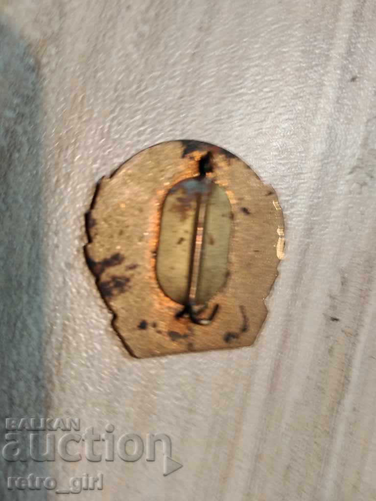 Продавам стара значка- Куба с цена 6.00 лв. | € 3.07 Продавам стара значка- Куба с цена 6.00 лв. | € 3.07