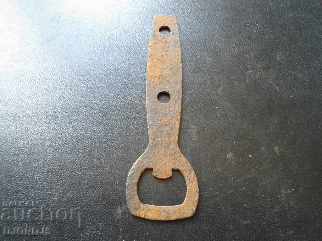 An old opener with price 1.00 BGN | € 0.51