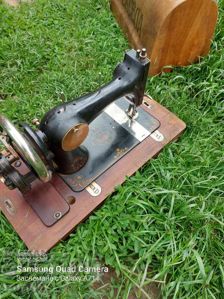 EXELA - SEWING MACHINE - WORKING - 6 EXELA - SEWING MACHINE - WORKING - 6