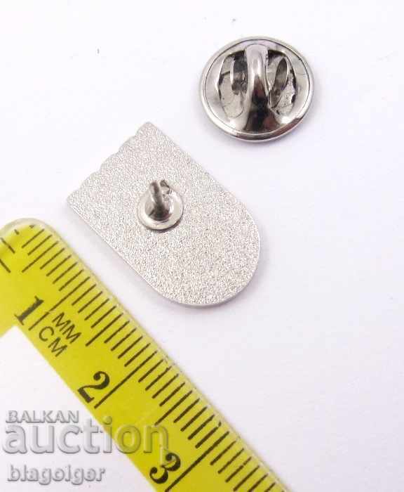 Auction FOOTBALL BADGE-GOSTIVAR MACEDONIA-FOOTBALL Auction FOOTBALL BADGE-GOSTIVAR MACEDONIA-FOOTBALL