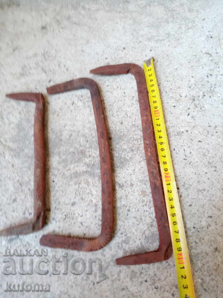 Old brackets for beams with price 9.99 BGN | € 5.11