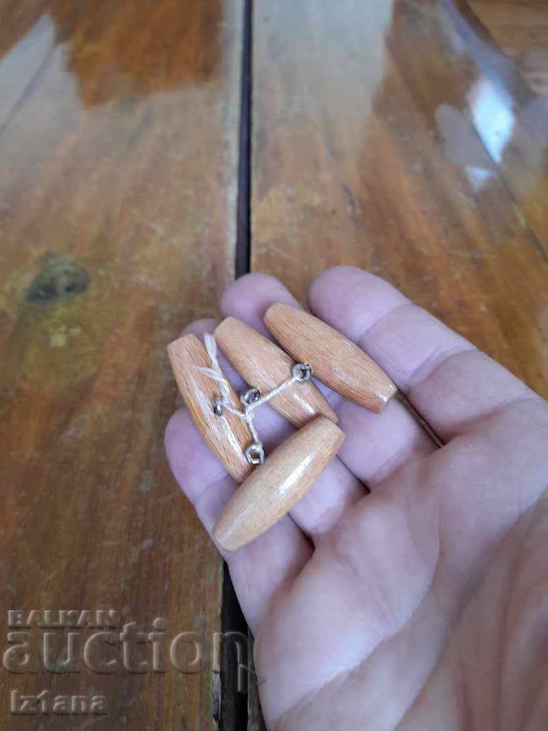 Old wooden button, buttons with price 10.00 BGN | € 5.11