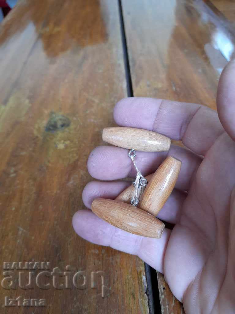 Auction  Old wooden button, buttons