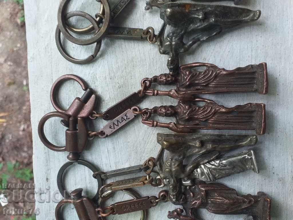 Delivery of A large lot of metal key chains Delivery of A large lot of metal key chains