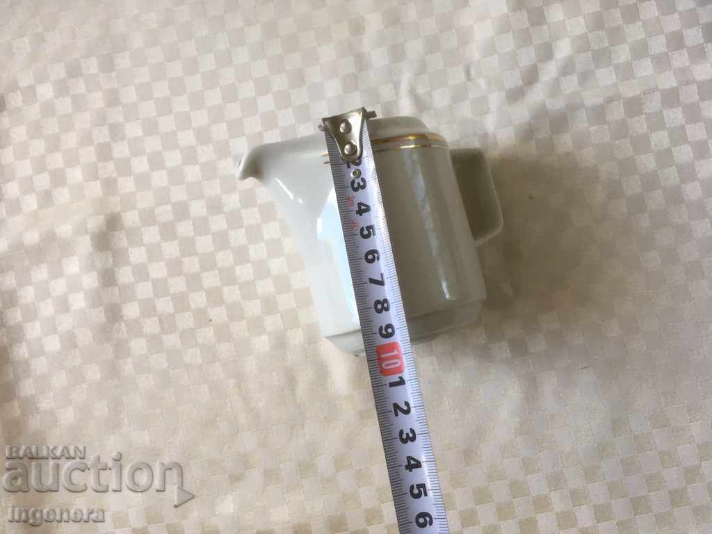 Auction PORCELAIN JUG SOCIERA BULGARIA Auction PORCELAIN JUG SOCIERA BULGARIA