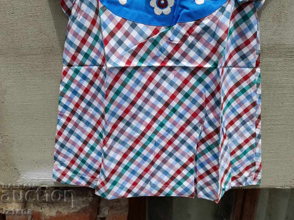 Delivery of An old children's dress Delivery of An old children's dress